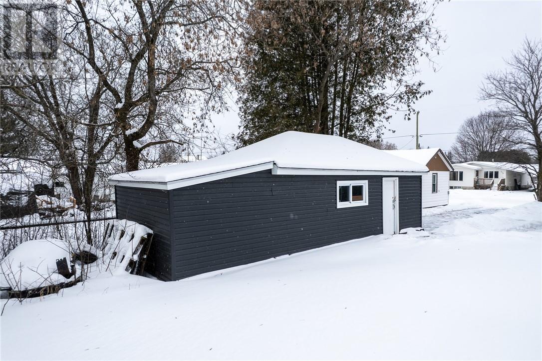 389 Albert Street, Espanola, Ontario  P5E 1K6 - Photo 33 - 2126079