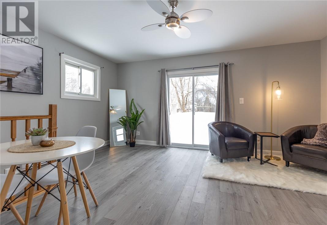 389 Albert Street, Espanola, Ontario  P5E 1K6 - Photo 8 - 2126079