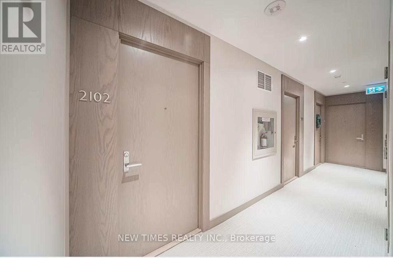 2102 - 125 Blue Jays Way, Toronto, Ontario  M5V 0N5 - Photo 2 - C12683136