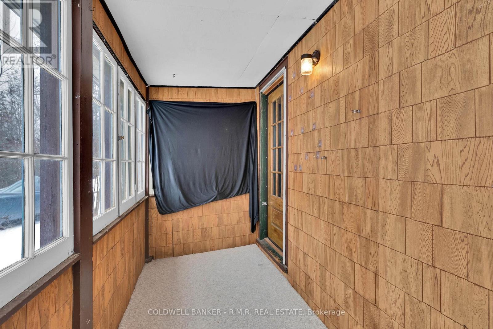 98 St Paul Street, Kawartha Lakes, Ontario  K9V 1S8 - Photo 7 - X12694760