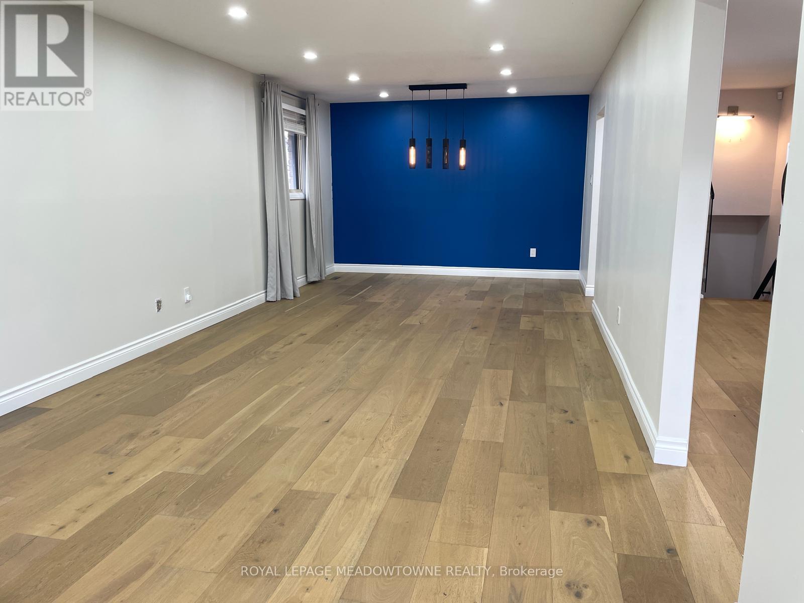 468 Gowland Crescent, Milton, Ontario  L9T 4E5 - Photo 6 - W12694346