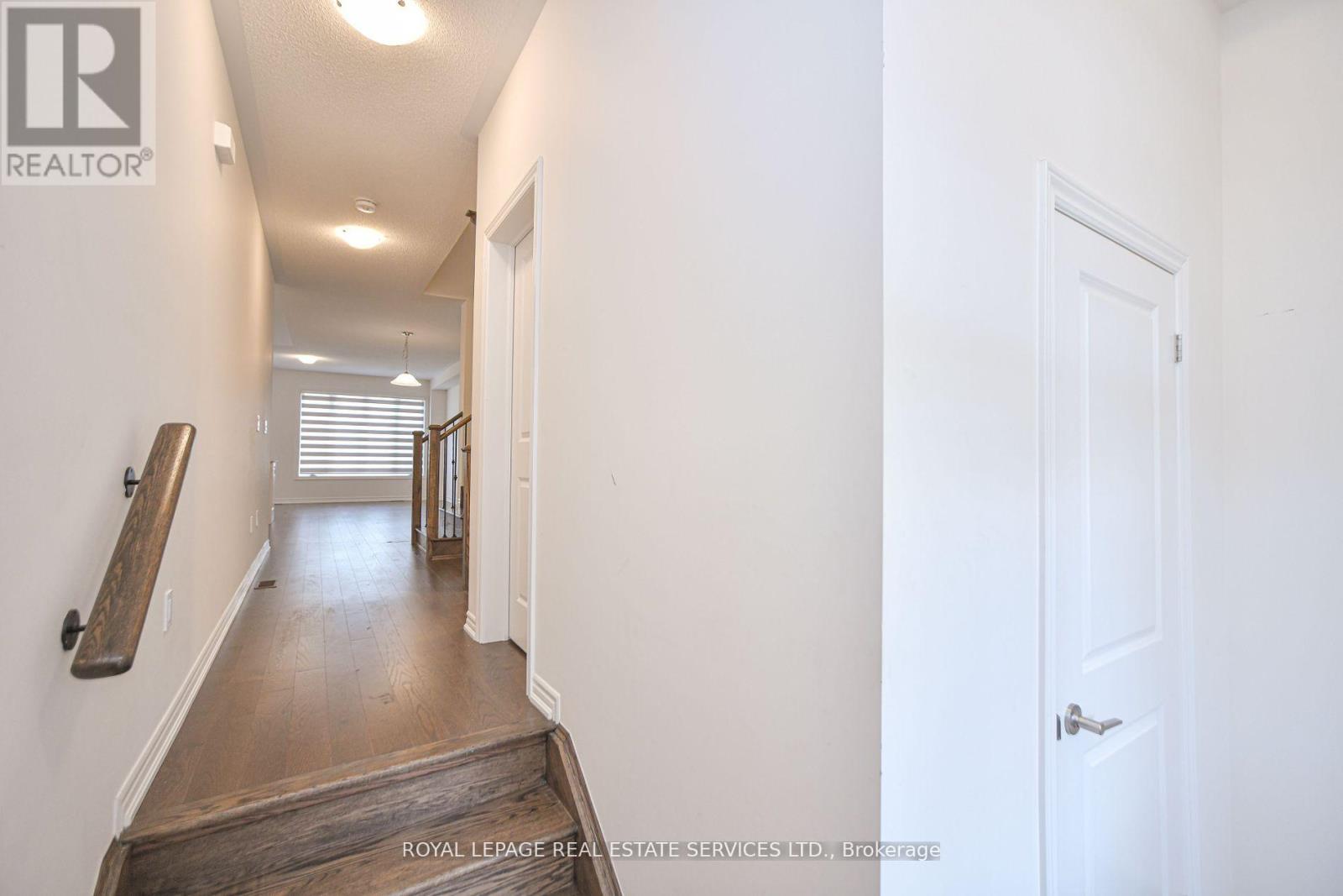 323 Thimbleweed Court, Milton, Ontario  L9E 1T2 - Photo 10 - W12694410