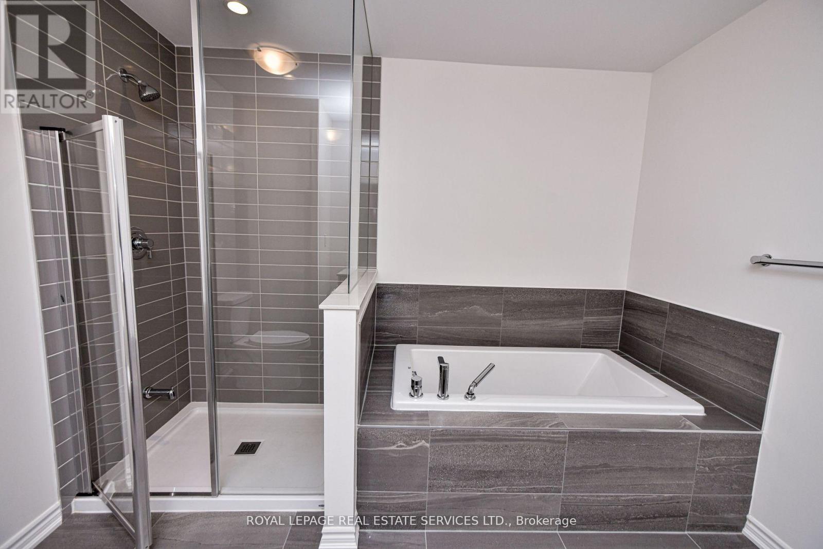 323 Thimbleweed Court, Milton, Ontario  L9E 1T2 - Photo 33 - W12694410