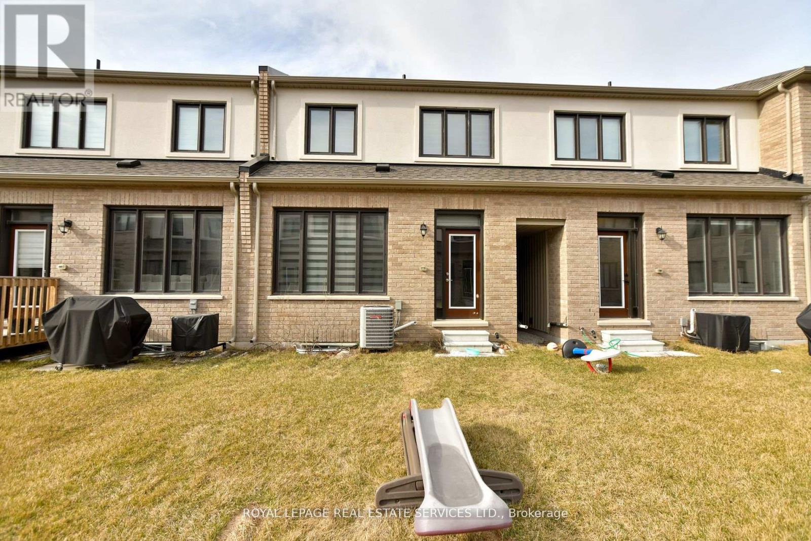 323 Thimbleweed Court, Milton, Ontario  L9E 1T2 - Photo 37 - W12694410