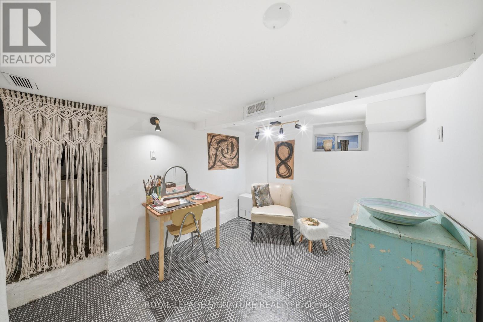 1273 Lansdowne Avenue, Toronto, Ontario  M6H 3Z9 - Photo 24 - W12694412