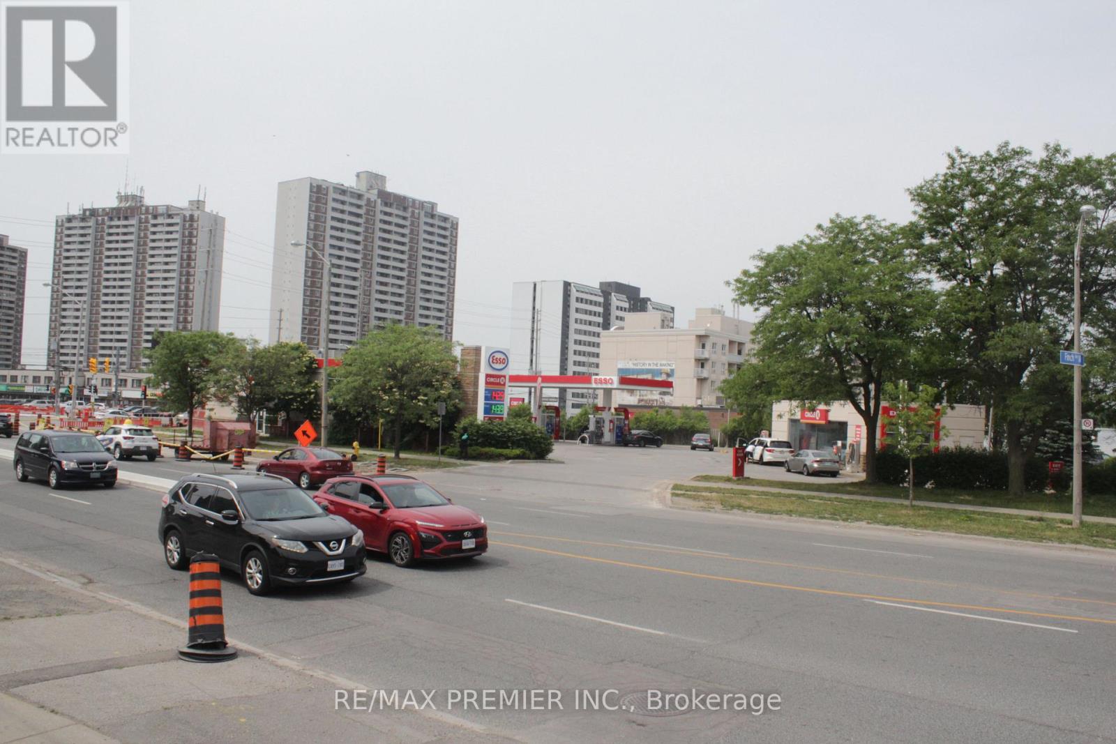 58 - 2300 Finch Avenue, Toronto, Ontario  M9M 2Y3 - Photo 20 - W12694454