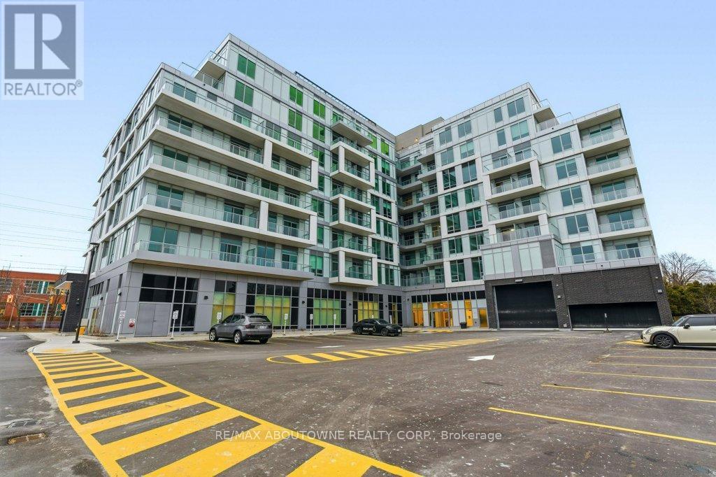 503 - 500 Plains Road E, Burlington, Ontario  L7T 0C8 - Photo 3 - W12694484