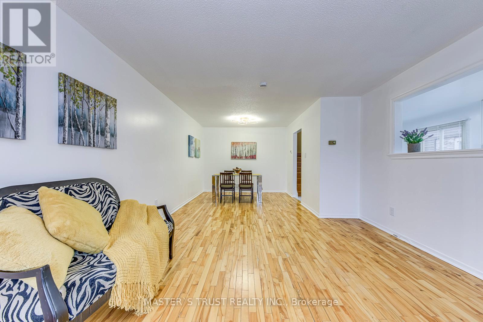 6411 Chaumont Crescent, Mississauga, Ontario  L5N 2M7 - Photo 7 - W12694538