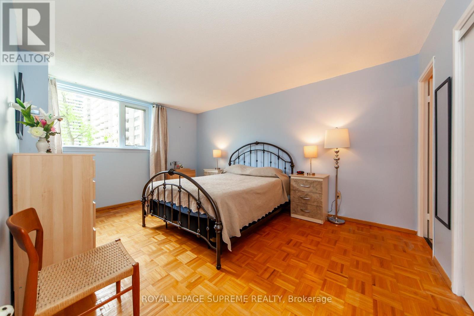 205 - 270 Scarlett Road, Toronto, Ontario  M6N 4X7 - Photo 15 - W12694540