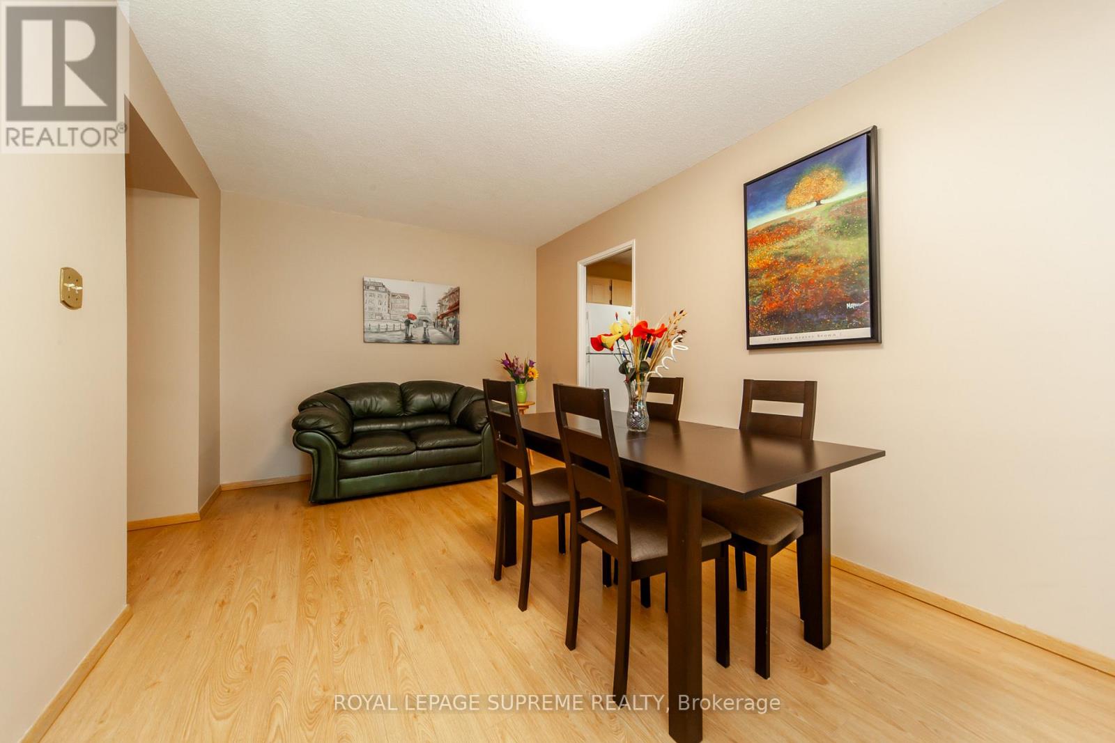 205 - 270 Scarlett Road, Toronto, Ontario  M6N 4X7 - Photo 9 - W12694540