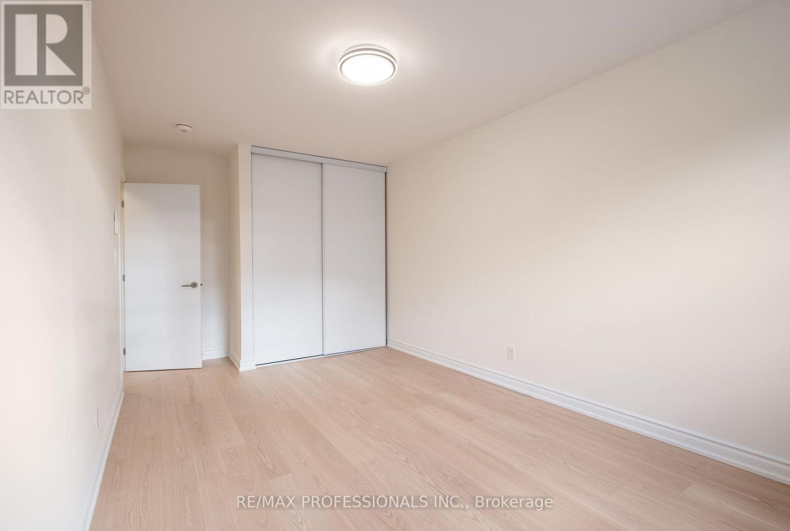 636 Runnymede Road, Toronto, Ontario  M6S 3A2 - Photo 27 - W12694570