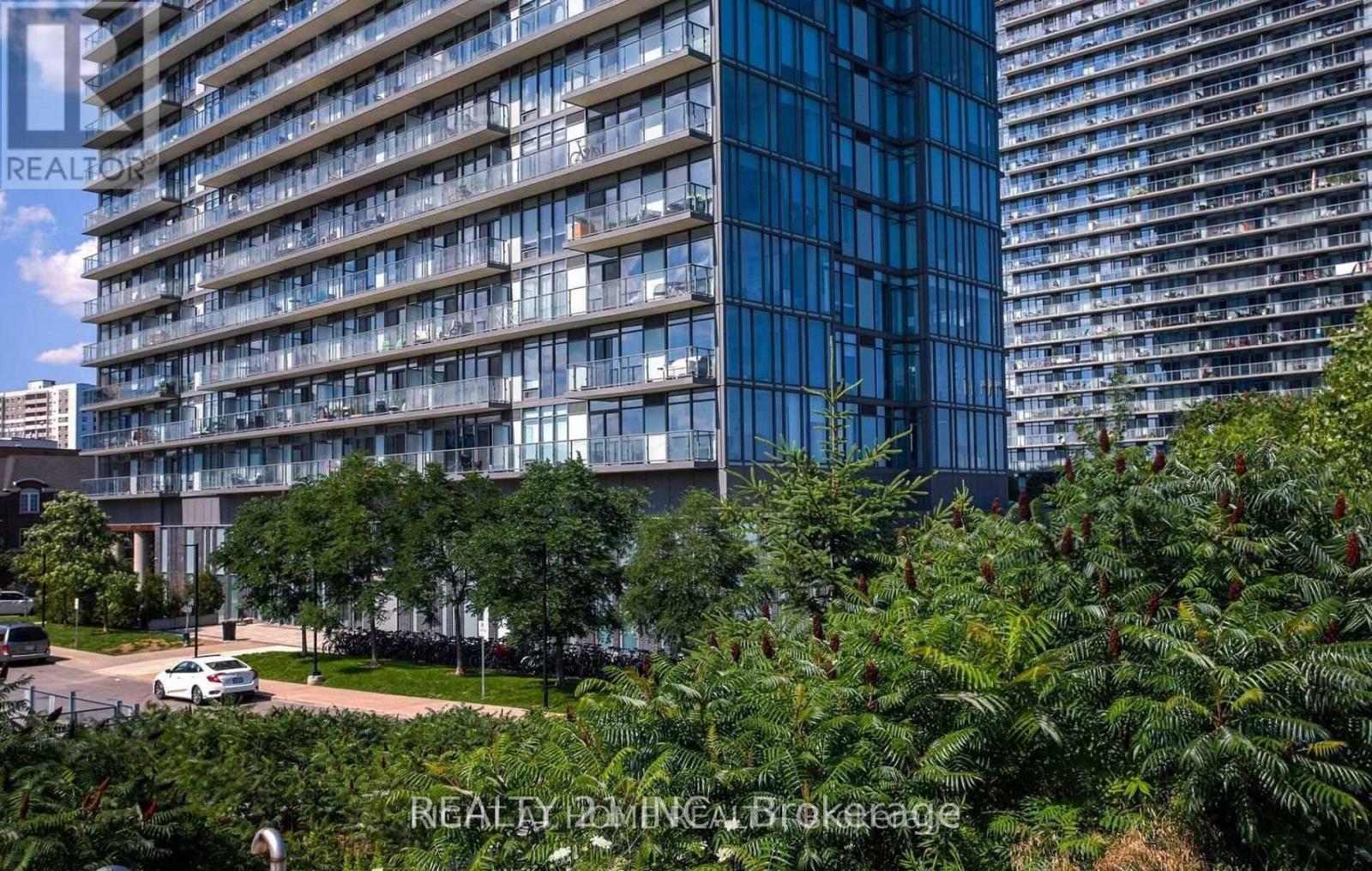 1602 - 105 The Queens Way, Toronto, Ontario  M6S 5B5 - Photo 2 - W12694582