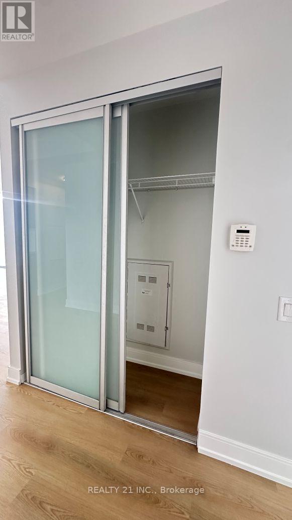 1602 - 105 The Queens Way, Toronto, Ontario  M6S 5B5 - Photo 22 - W12694582