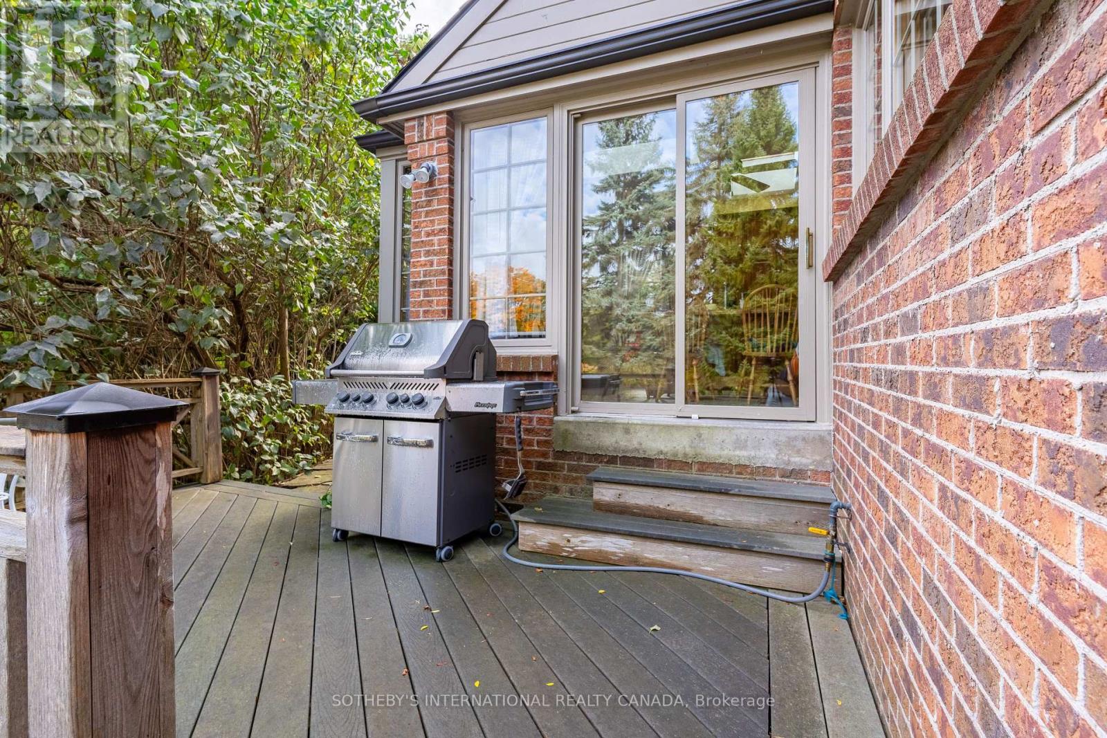 4207 Bridlepath Trail, Mississauga, Ontario  L5L 3K3 - Photo 16 - W12694604