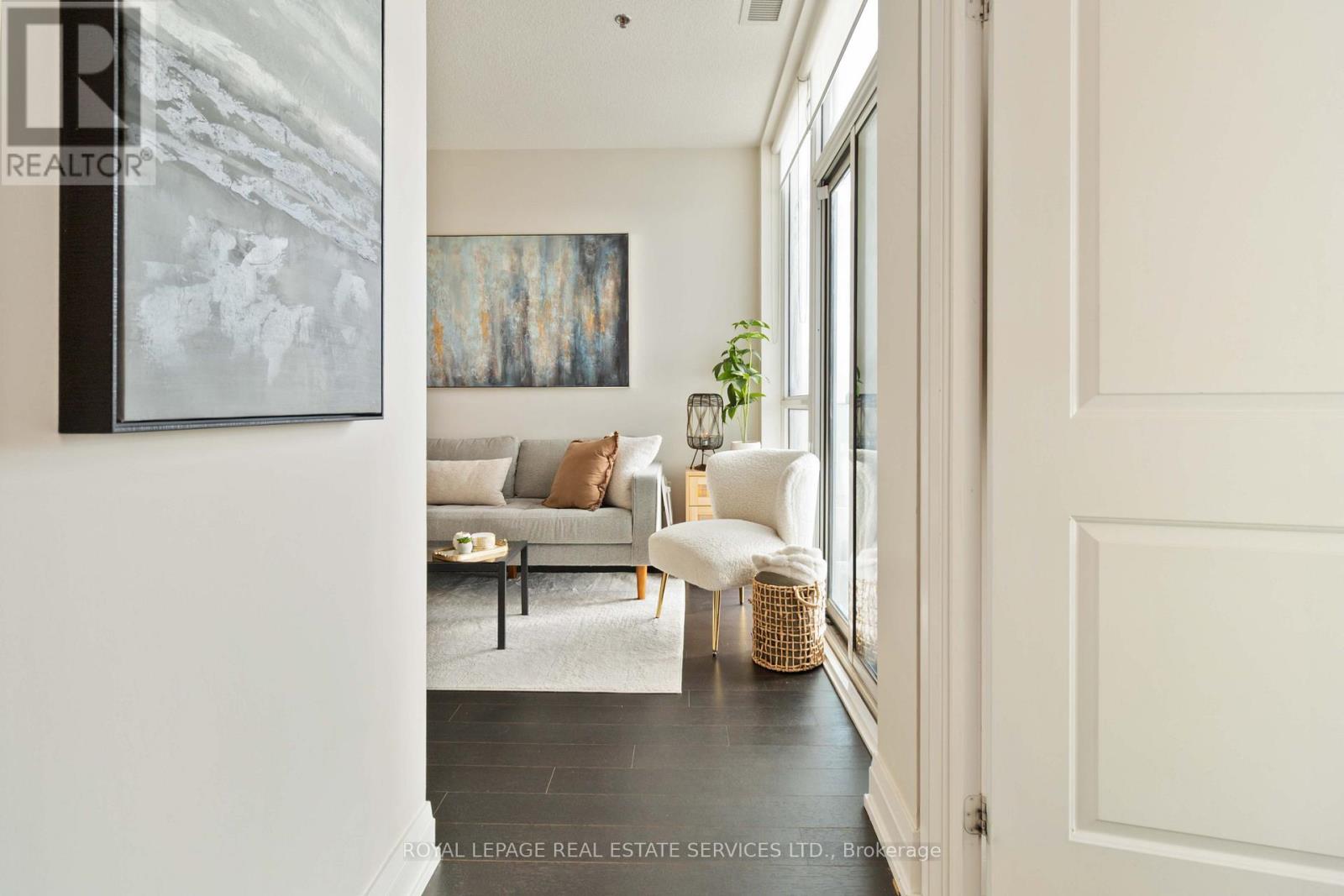 516 - 65 Speers Road, Oakville, Ontario  L6K 0J1 - Photo 13 - W12694616