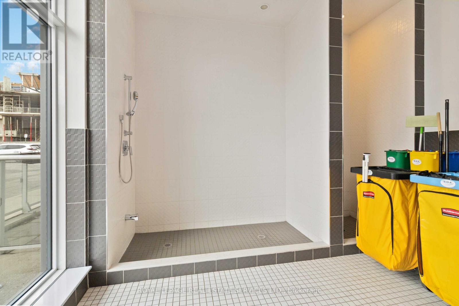 516 - 65 Speers Road, Oakville, Ontario  L6K 0J1 - Photo 28 - W12694616