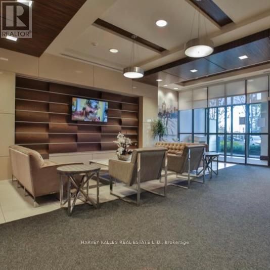 202 - 339 Rathburn Road W, Mississauga, Ontario  L5B 0K6 - Photo 3 - W12694634