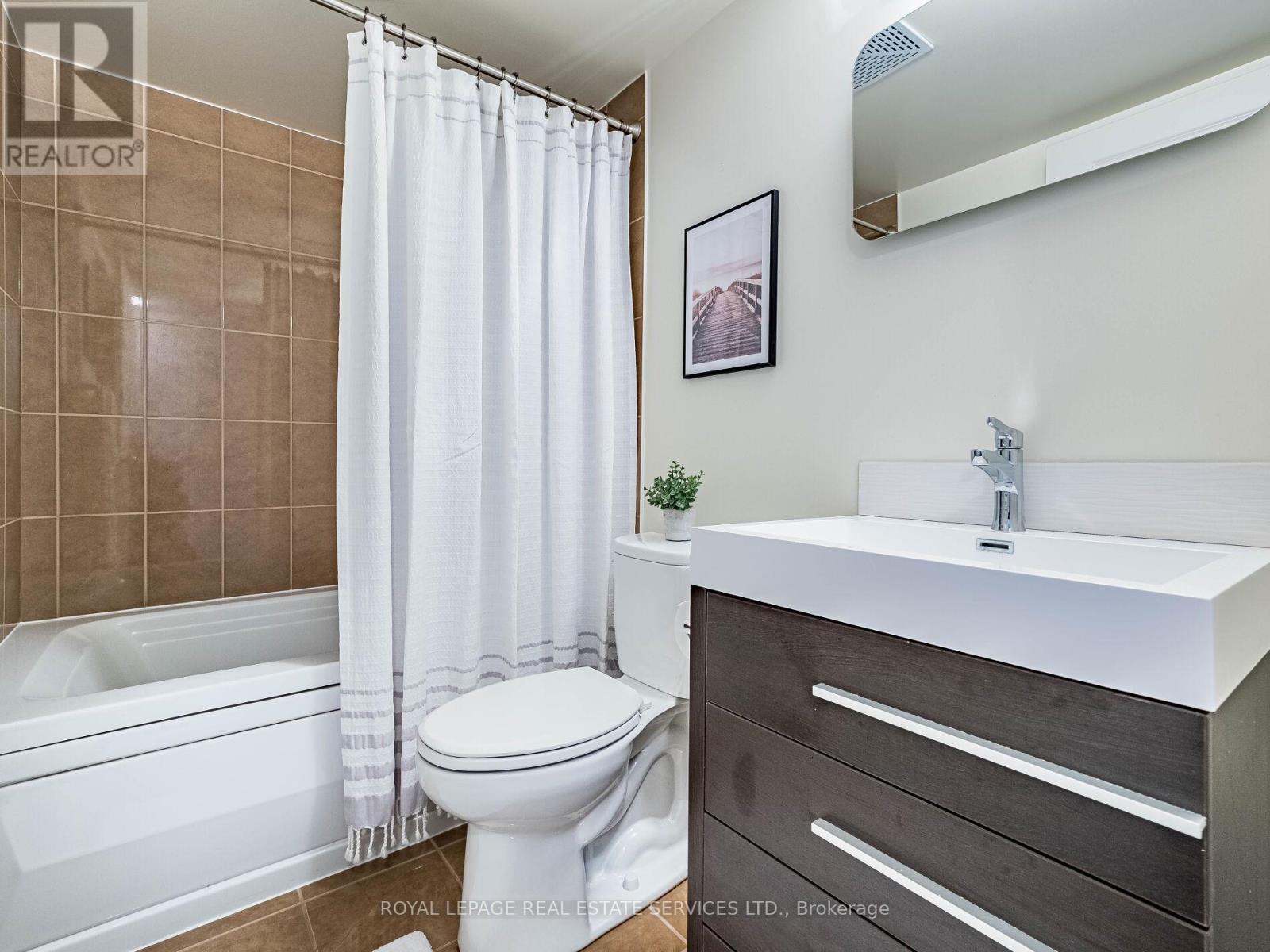 1602 - 9 George Street N, Brampton, Ontario  L6X 0T6 - Photo 29 - W12694646