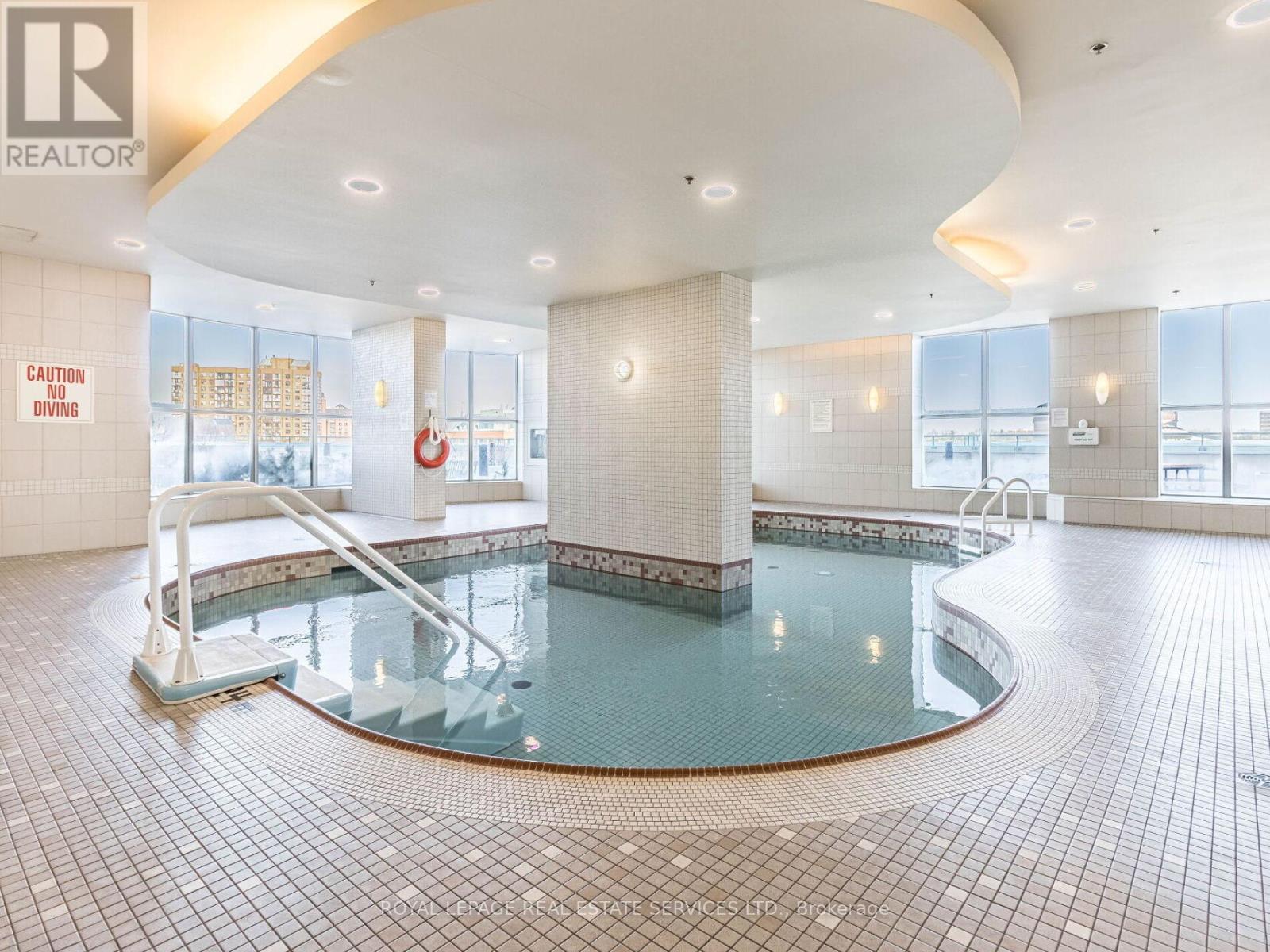 1602 - 9 George Street N, Brampton, Ontario  L6X 0T6 - Photo 35 - W12694646