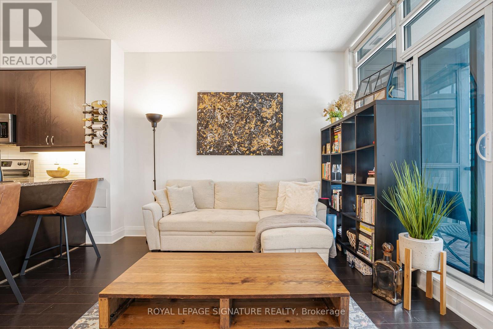 527 - 1185 The Queensway, Toronto, Ontario M8Z 0C6 - Photo 10 - W12694648