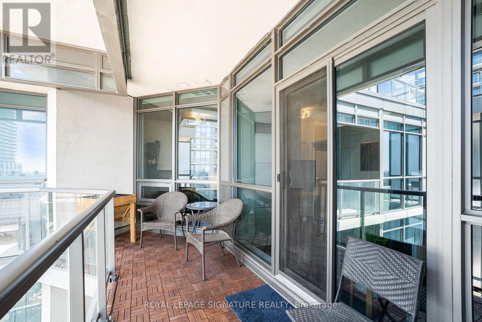 527 - 1185 The Queensway, Toronto, Ontario M8Z 0C6 - Photo 11 - W12694648