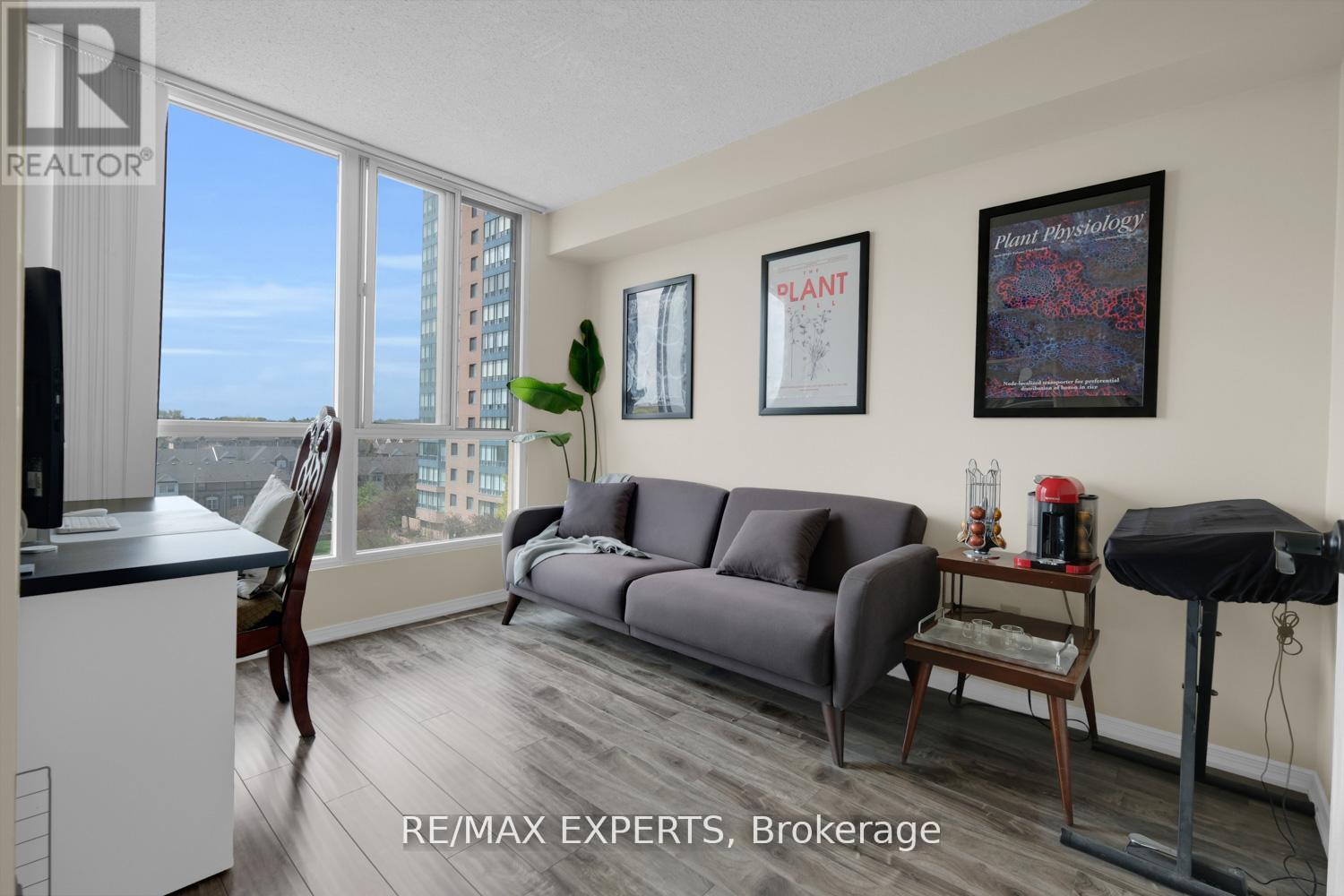 502 - 145 Hillcrest Avenue, Mississauga, Ontario  L5B 3Z1 - Photo 13 - W12694652