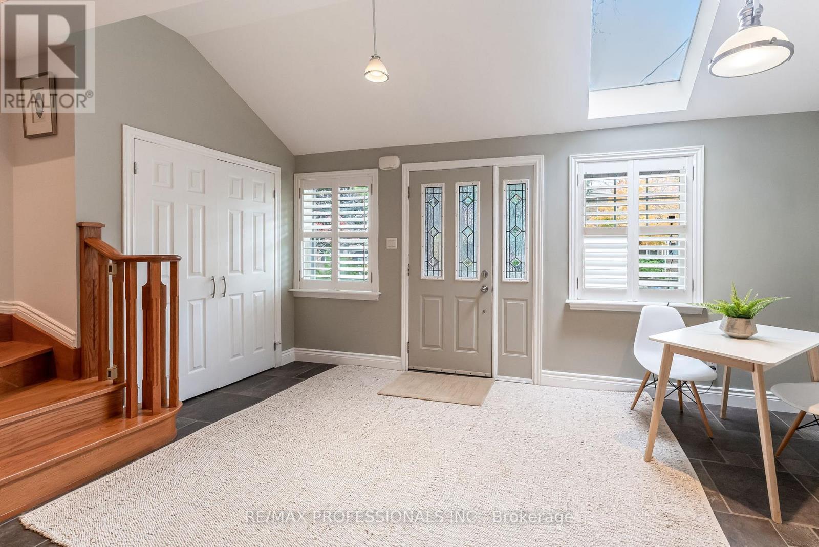 37 Lavinia Avenue, Toronto, Ontario  M6S 3H9 - Photo 3 - W12694690