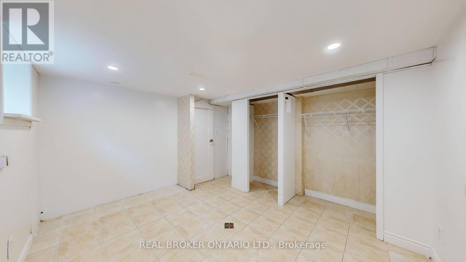 Bsmt - 164 William Street, Toronto (Weston), Ontario  M9N 2H1 - Photo 11 - W12694714