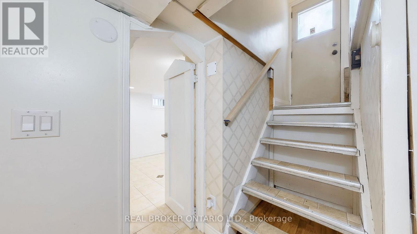 Bsmt - 164 William Street, Toronto (Weston), Ontario  M9N 2H1 - Photo 2 - W12694714