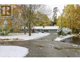 332 CORAL TERRACE, Oakville, Ontario