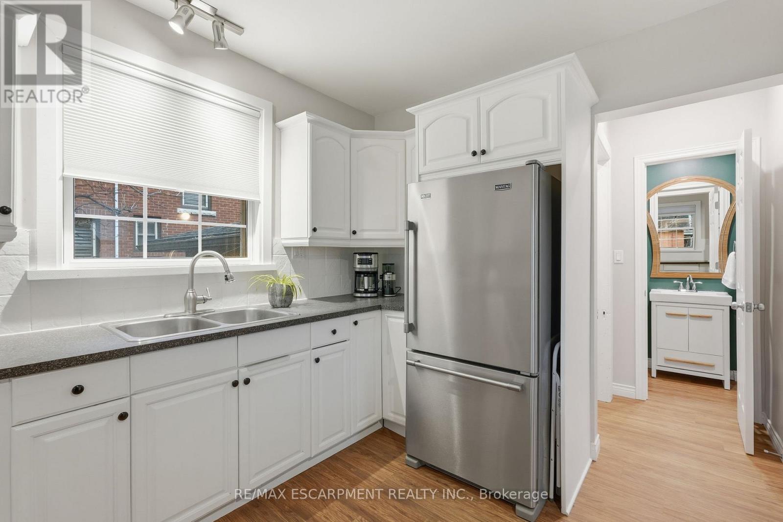 232 Mountain Park Avenue, Hamilton, Ontario  L8V 1A3 - Photo 19 - X12693112