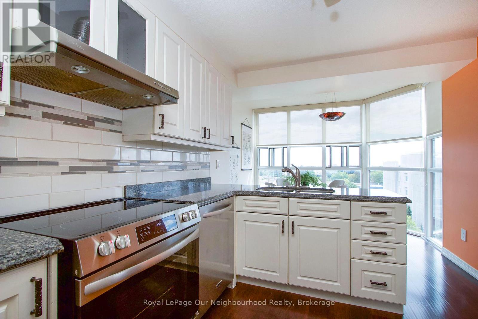 702 - 80 Athol Street E, Oshawa, Ontario L1H 8B7 - Photo 13 - E12694782