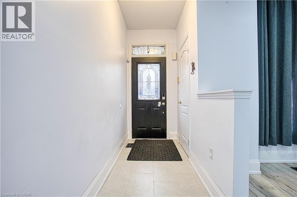 20 Goldeye Drive, Stoney Creek, Ontario  L8E 6C2 - Photo 3 - 40798328