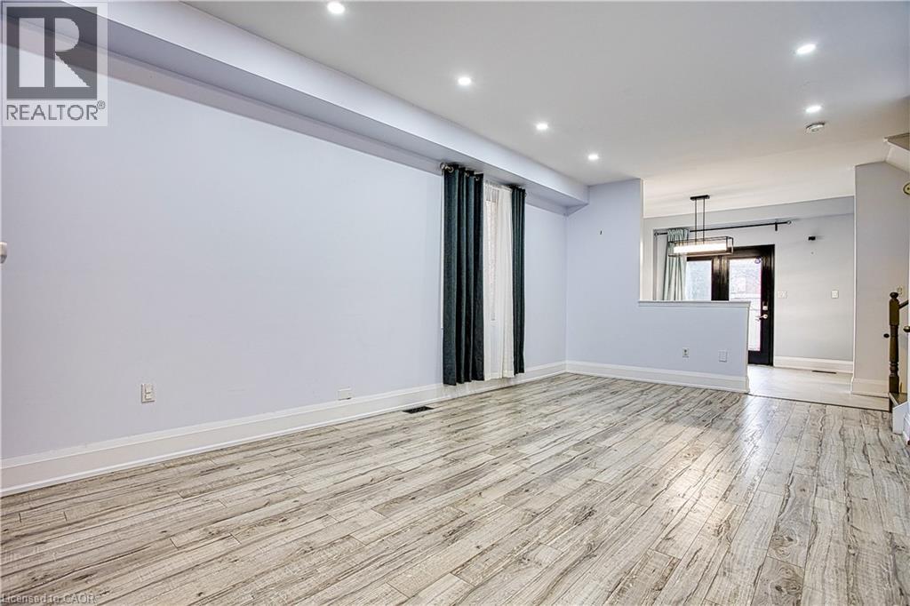 20 Goldeye Drive, Stoney Creek, Ontario  L8E 6C2 - Photo 5 - 40798328