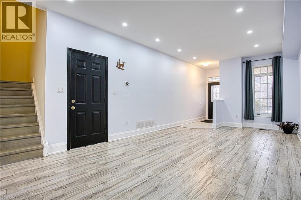 20 Goldeye Drive, Stoney Creek, Ontario  L8E 6C2 - Photo 7 - 40798328