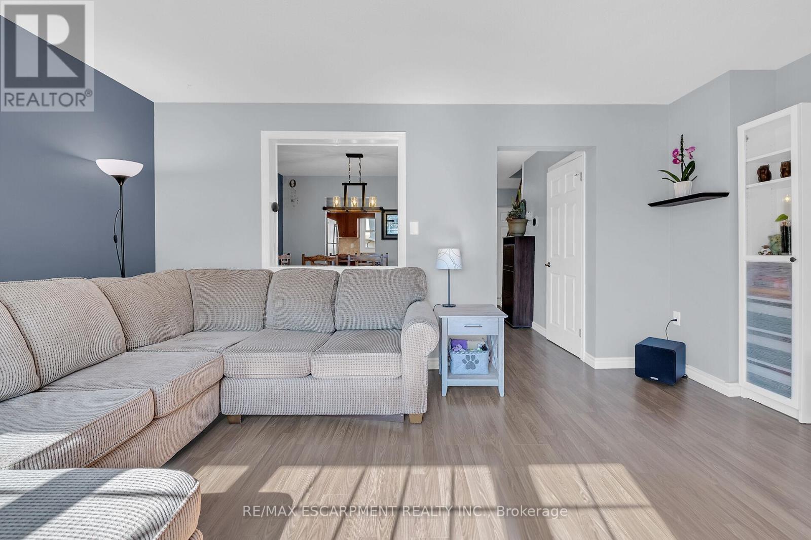 124 - 10 Angus Road, Hamilton, Ontario  L8K 6K3 - Photo 17 - X12694340