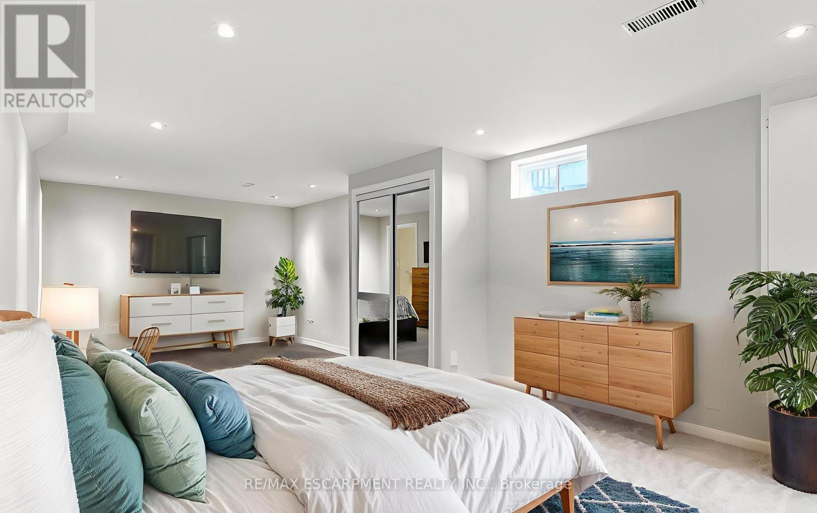 2 Caledonia Avenue, Haldimand, Ontario  N3W 2L1 - Photo 29 - X12694372