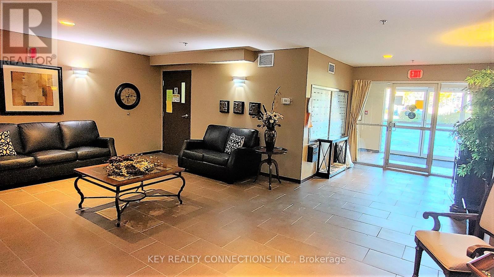 1201 - 330 Prince Charles Drive S, Welland, Ontario  L3C 7B3 - Photo 18 - X12694380