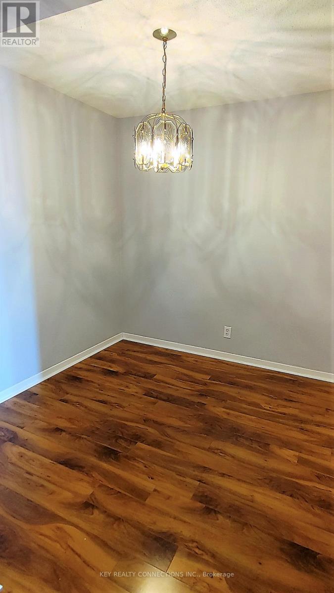 1201 - 330 Prince Charles Drive S, Welland, Ontario  L3C 7B3 - Photo 5 - X12694380