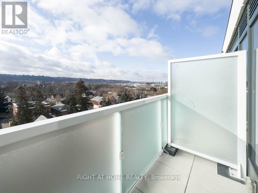 620 - 415 Main Street W Street, Hamilton, Ontario  L8P 0C9 - Photo 12 - X12694418