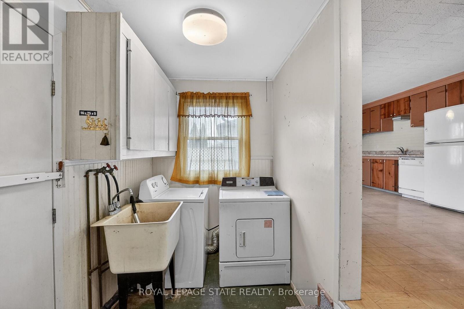 283 Ivon Avenue, Hamilton, Ontario  L8H 5T3 - Photo 12 - X12694432