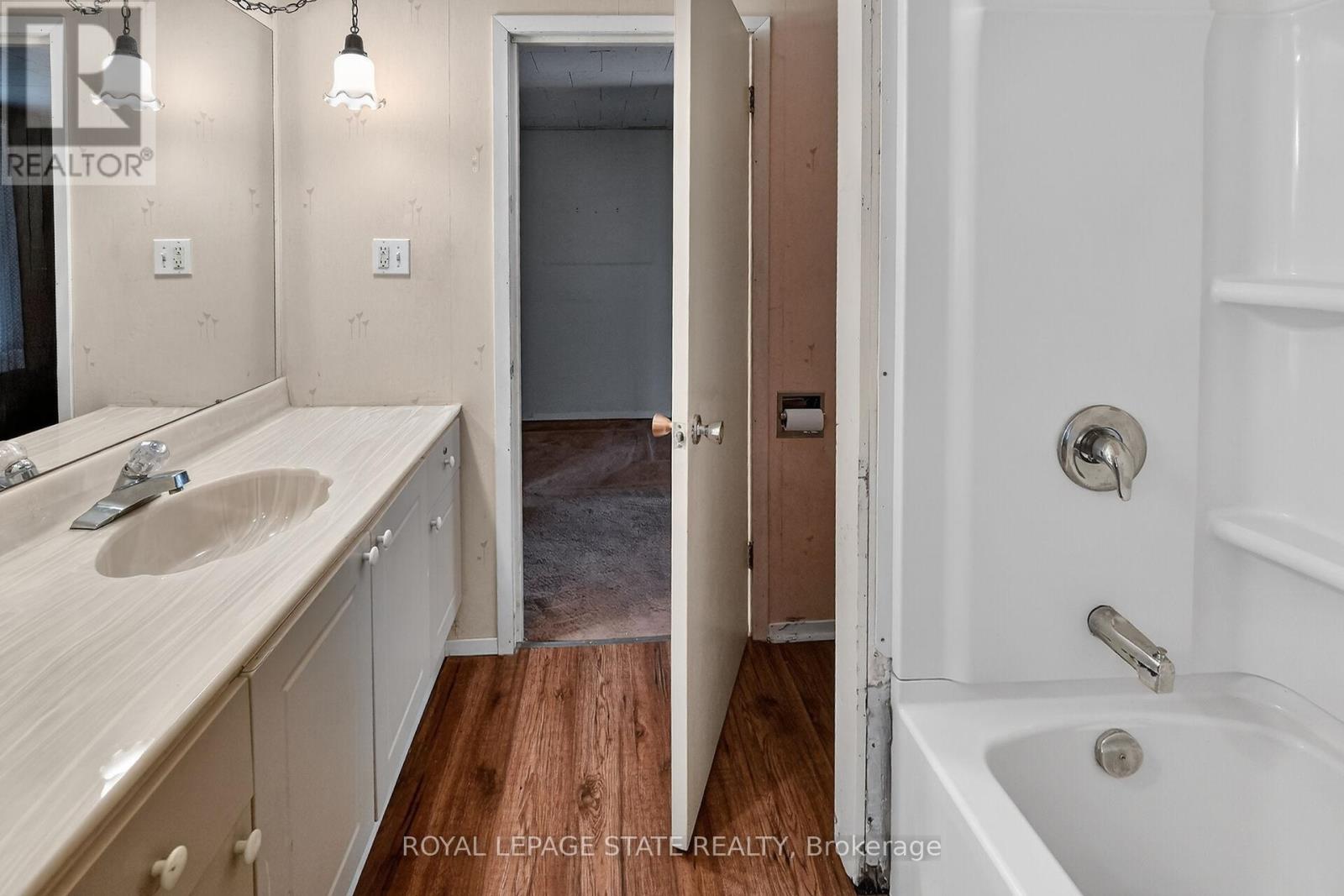 283 Ivon Avenue, Hamilton, Ontario  L8H 5T3 - Photo 26 - X12694432