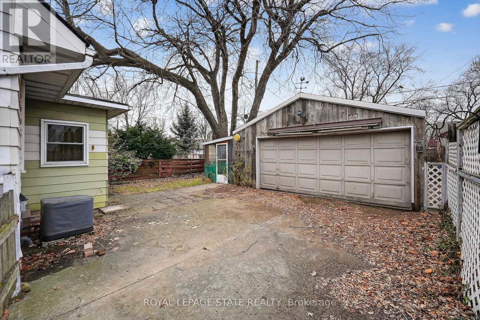 283 Ivon Avenue, Hamilton, Ontario  L8H 5T3 - Photo 27 - X12694432