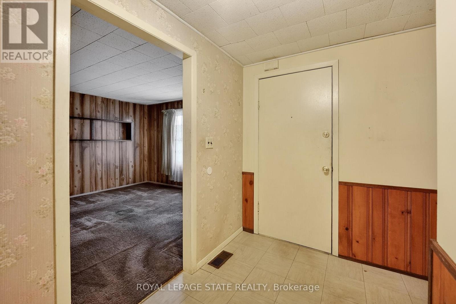 283 Ivon Avenue, Hamilton, Ontario  L8H 5T3 - Photo 6 - X12694432