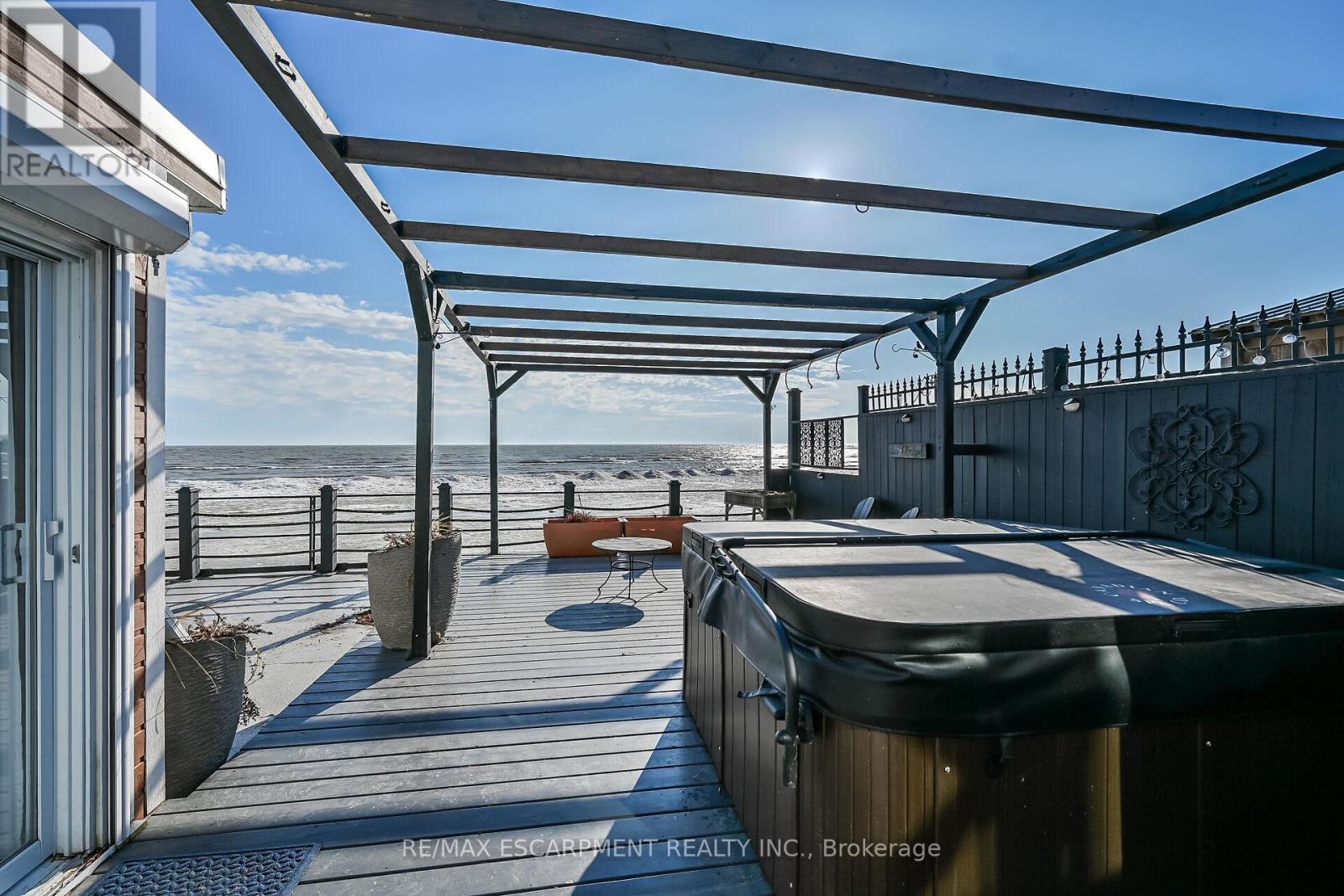 1200 Lakeshore Road, Haldimand, Ontario  N0A 1P0 - Photo 33 - X12694574