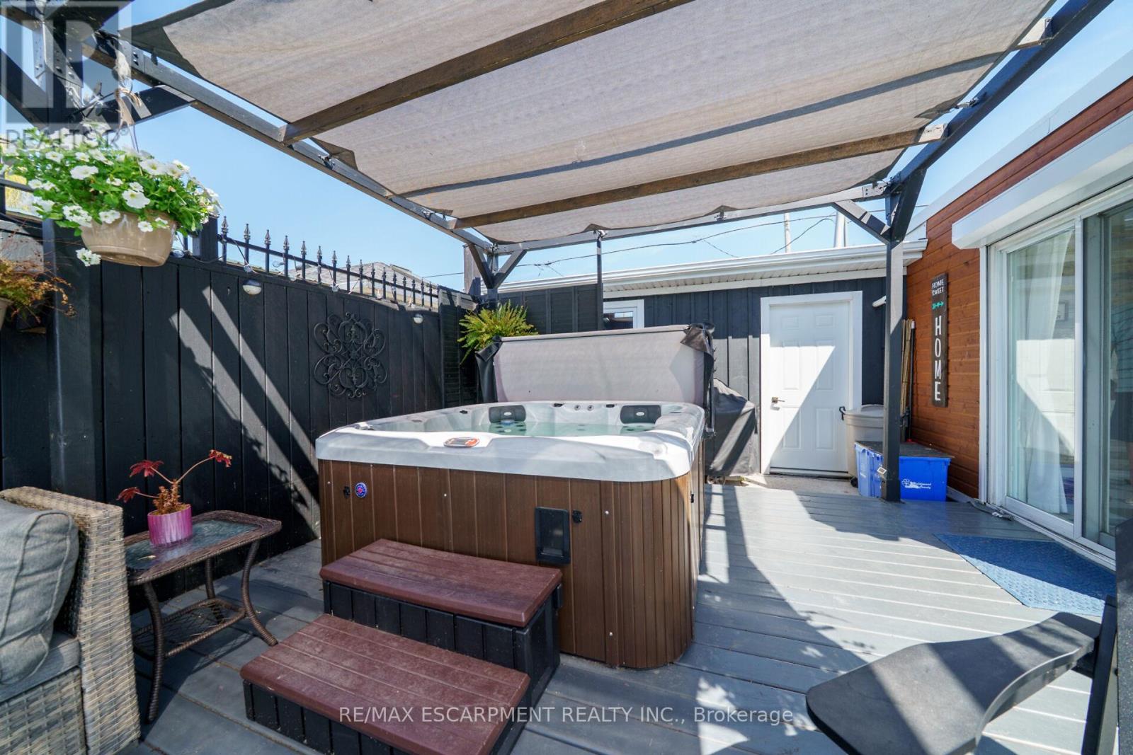 1200 Lakeshore Road, Haldimand, Ontario  N0A 1P0 - Photo 35 - X12694574