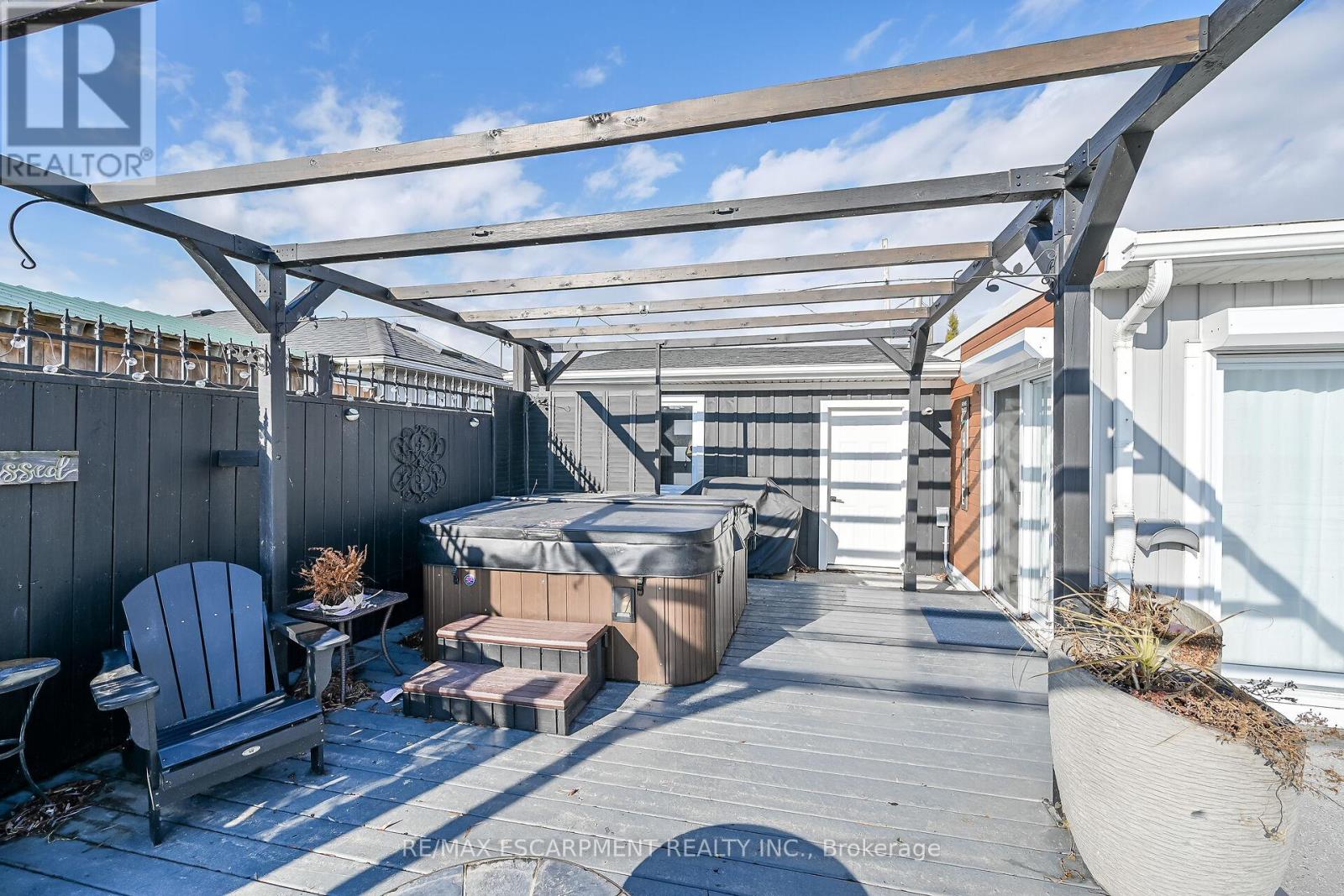 1200 Lakeshore Road, Haldimand, Ontario  N0A 1P0 - Photo 36 - X12694574