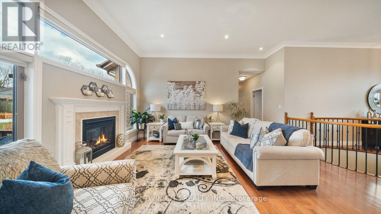 35 Long Lane, Brant, Ontario  N3L 4E9 - Photo 13 - X12694750