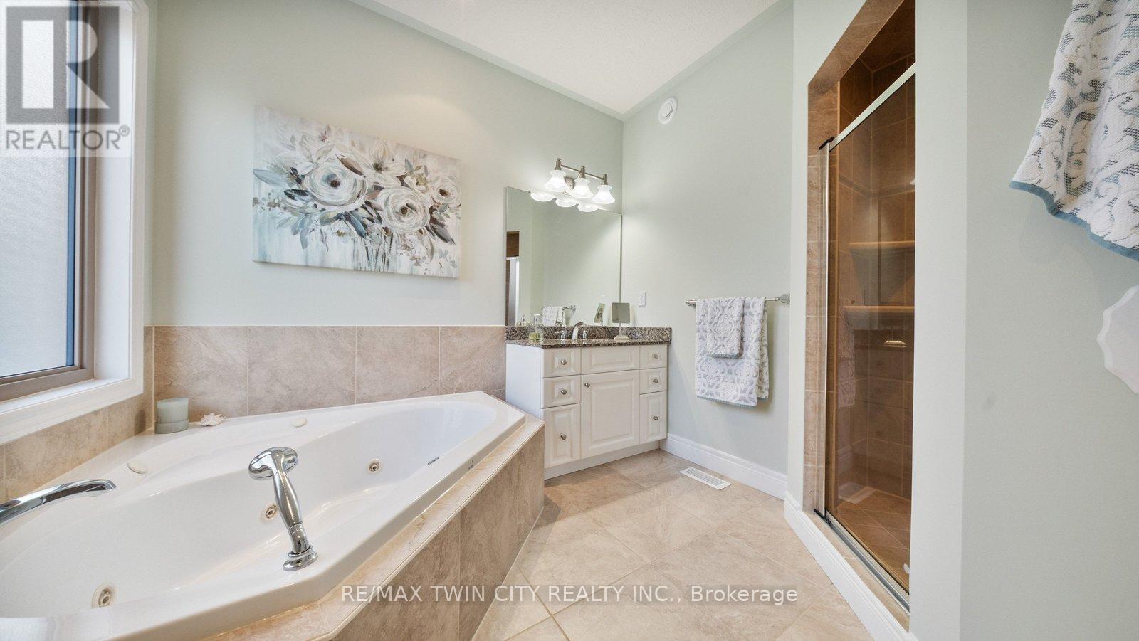 35 Long Lane, Brant, Ontario  N3L 4E9 - Photo 17 - X12694750