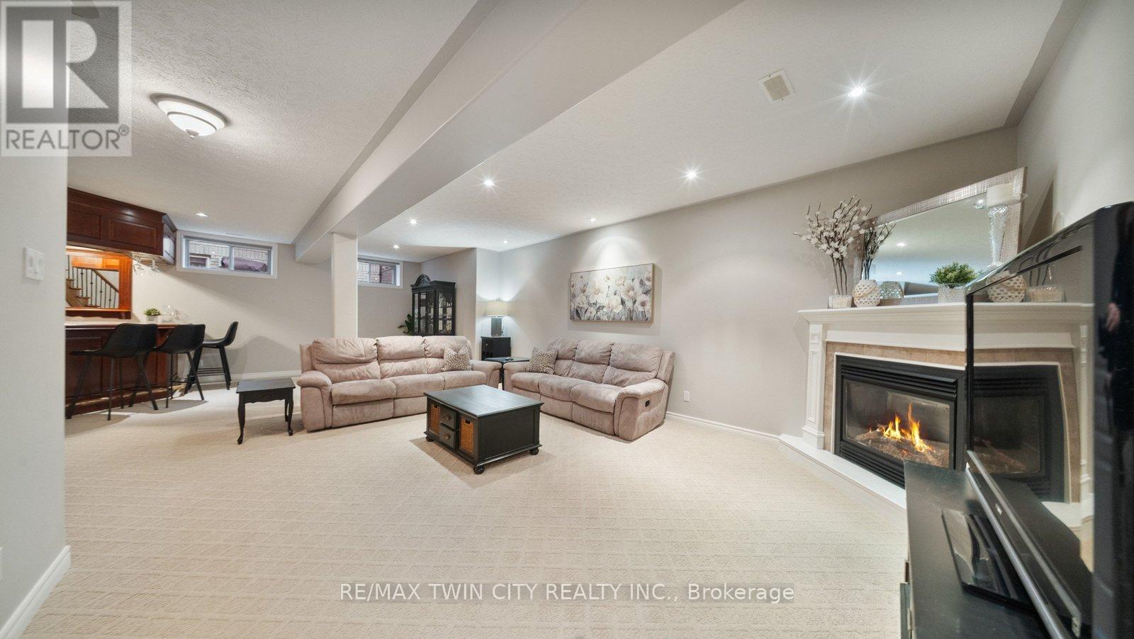 35 Long Lane, Brant, Ontario  N3L 4E9 - Photo 28 - X12694750